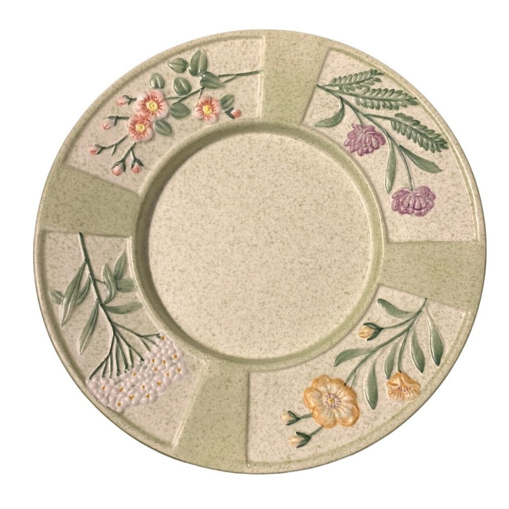 Yankee Candle Plate 7.5" diameter Large Green Garden Floral Designs Wild Flowers